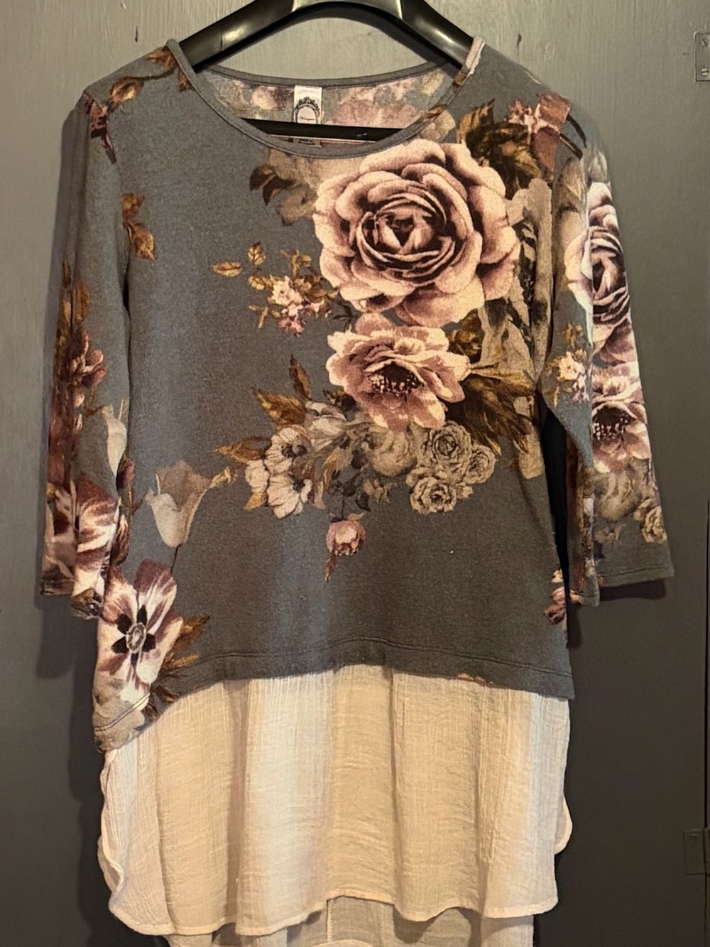 Honeyme Gray Floral Layered Tunic with Cream Hem